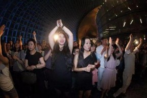 午夜国产福利片,揭秘国产福利片背后的故事与影响